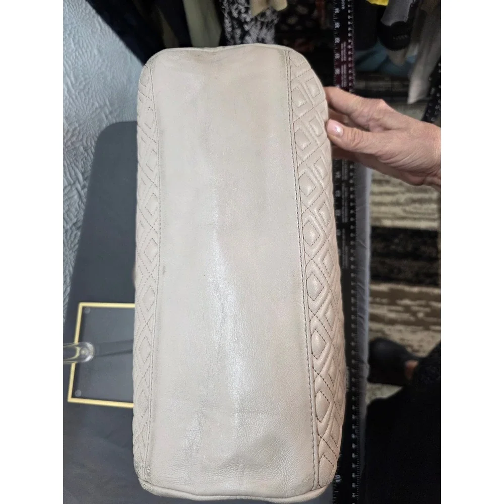 Tory Burch Fleming Tote Large Beige Good Quilted Leather Chain Shoulder Bag